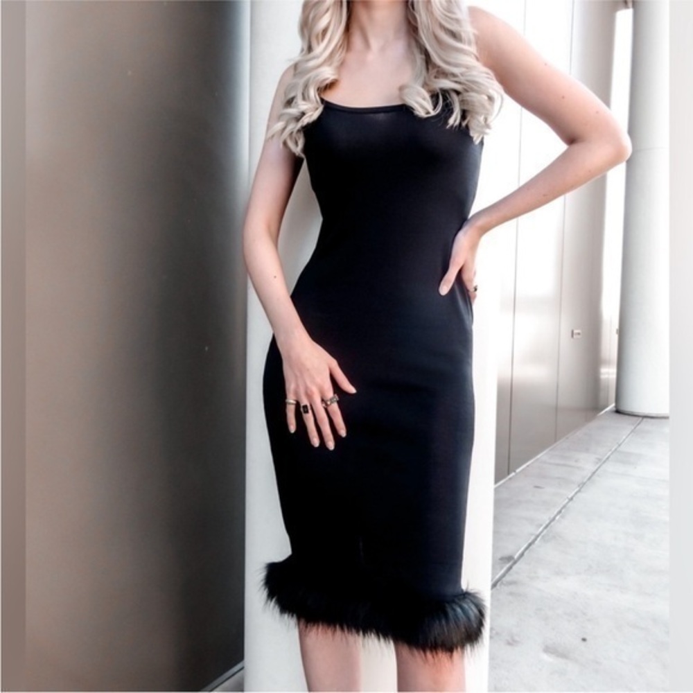 Danielle Bernstein Black Sleeveless Mid-Calf Sweaterdress